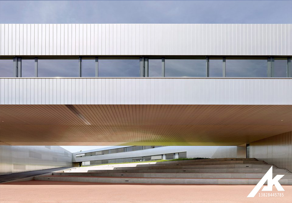 普基幕墙铝单板1